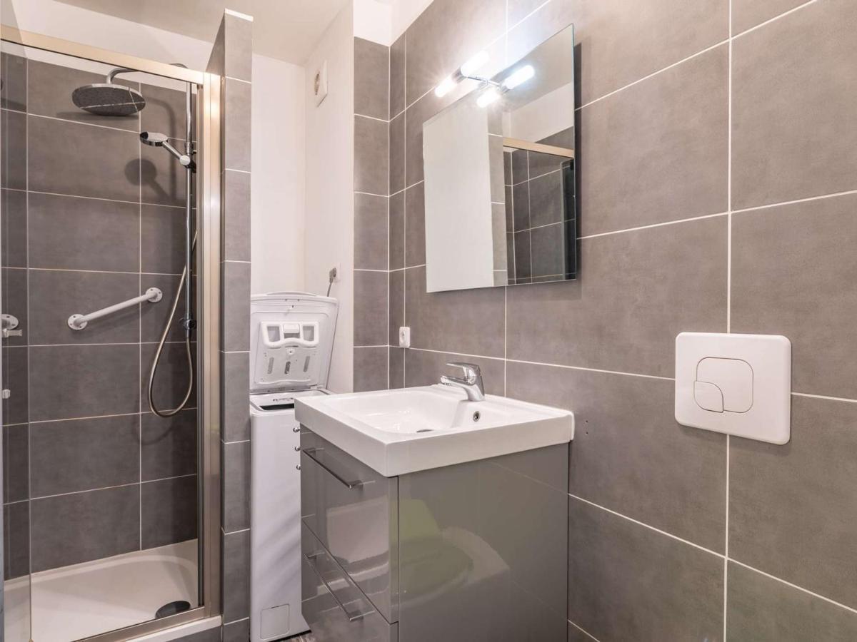 Joli Studio En Centre-Ville Avec Parking, Animaux Admis - Fr-1-2-304 Hendaye Ngoại thất bức ảnh